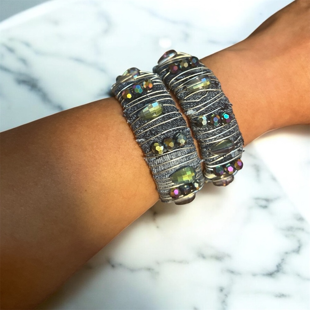Elegant Multicolor Beaded Bracelet - Picture 2 of 2